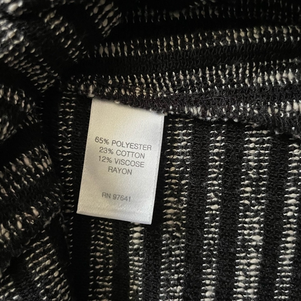 J JILL Women’s long sleeve beige black striped cotton blend textured topSize M - Picture 9 of 9